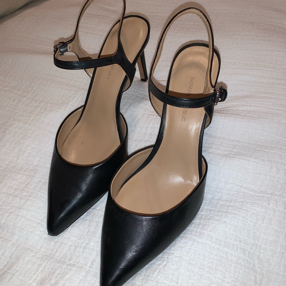 Banana Republic Heels